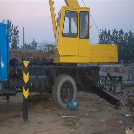 USED XCMG 8 TON TRUCK CRNAE